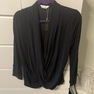 Kindred Bravely NWT Ciara Criss Cross nursing top
